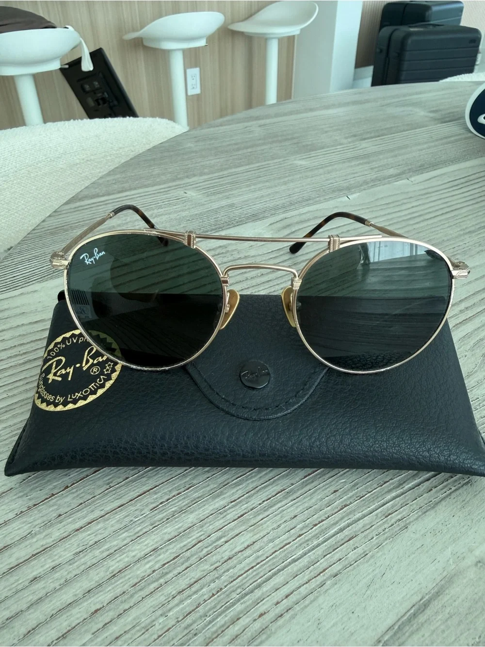Ray-Ban Gold Frame Round Sunglasses with Green Lenses